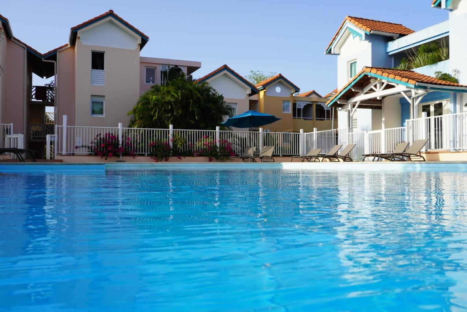 T2 Spacieux, Confort, Piscine & Plage A Сент-Ан Екстериор снимка